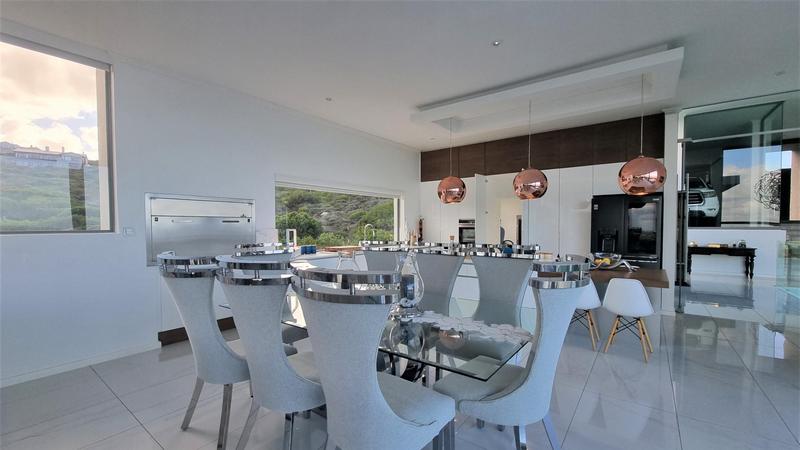 5 Bedroom Property for Sale in Pinnacle Point Golf Estate Western Cape